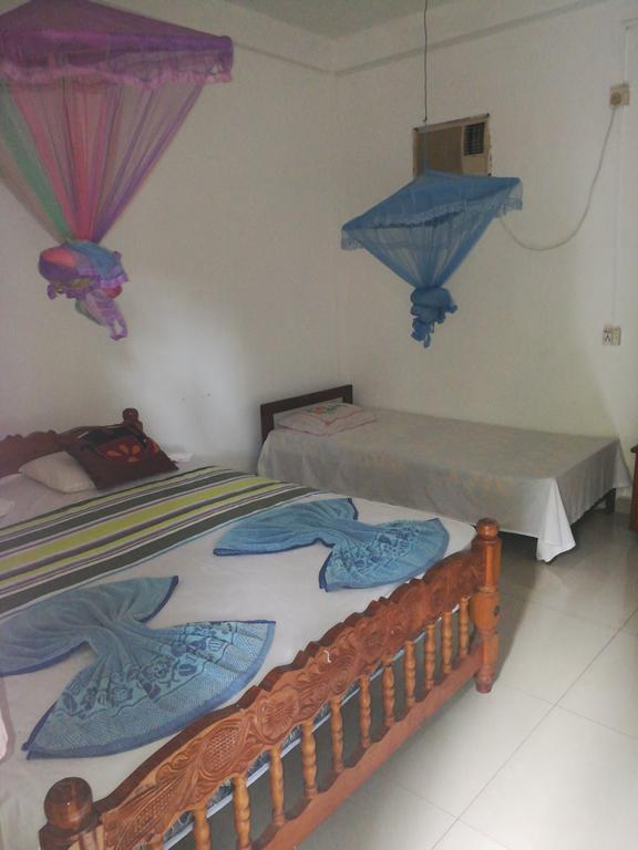 Walawe Park View Hotel Udawalawe Buitenkant foto